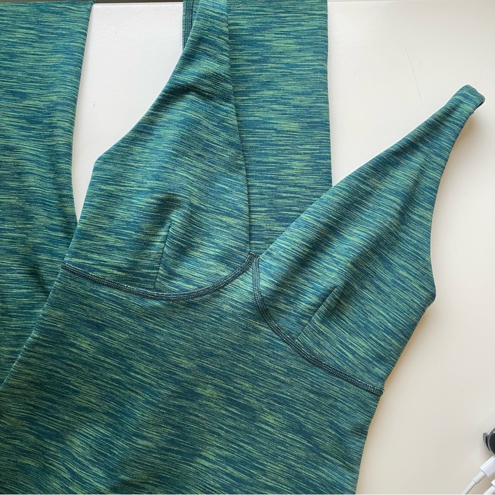 Outdoor Voices Bodysuit in Conifer Green size XS